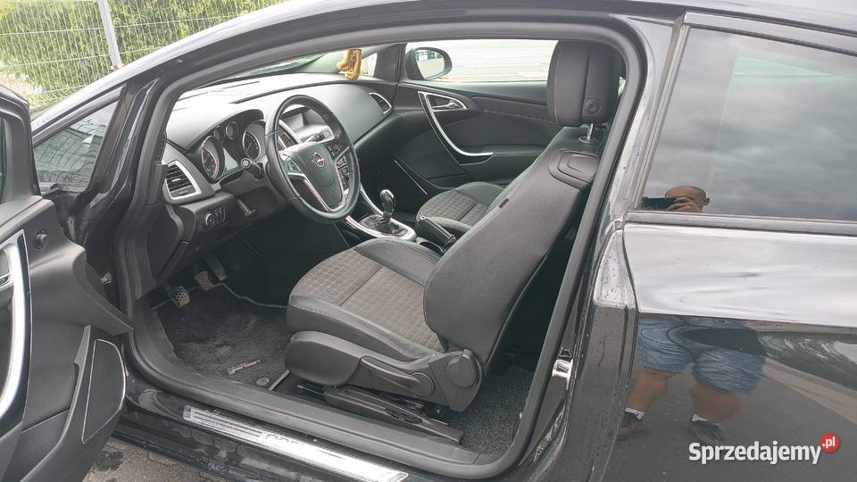 Opel Astra 16 benzyna 170 2014r ASR (kontrola trakcji)