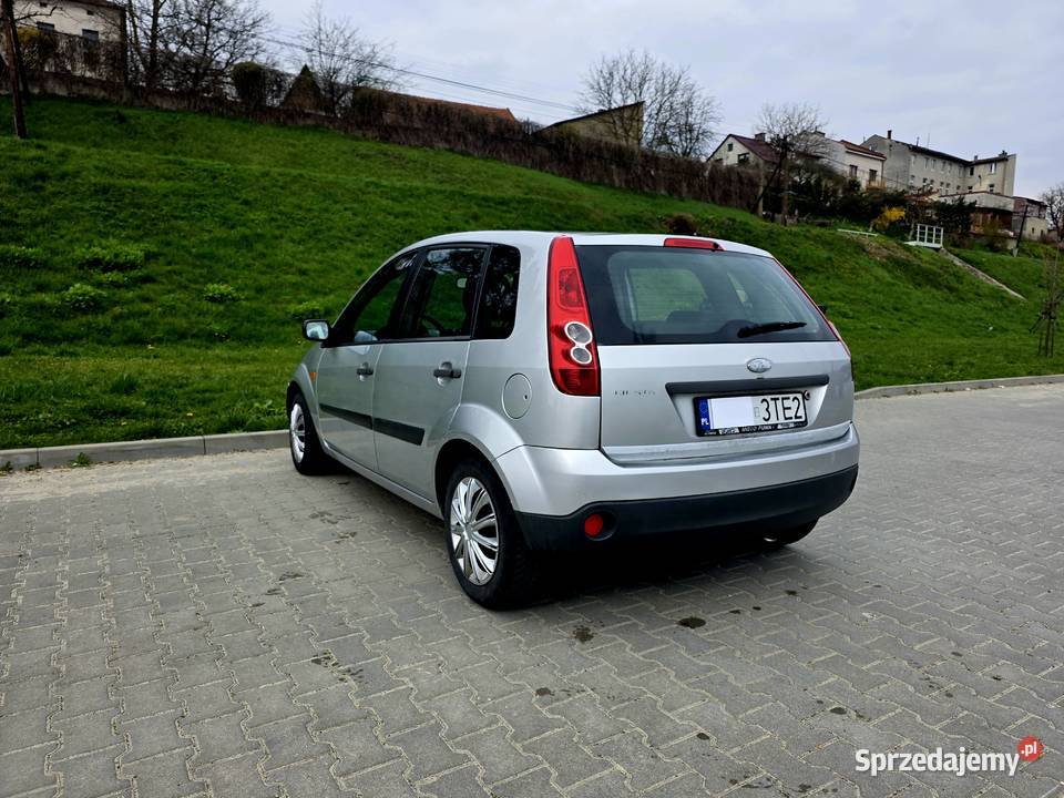 Ford Fiesta 2006r 14 BENZYNA Strzyżów