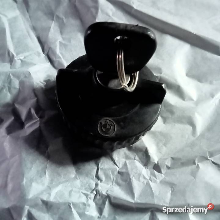 BMW E30 korek wlewu z kluczykiem Leszno sprzedam