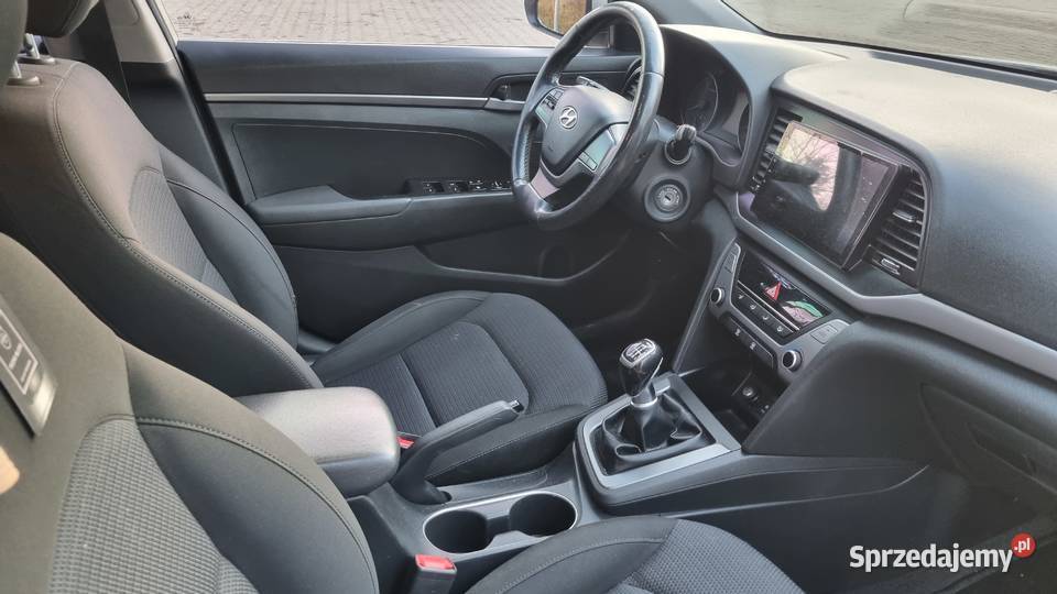 Hyundai Elantra 16 2017