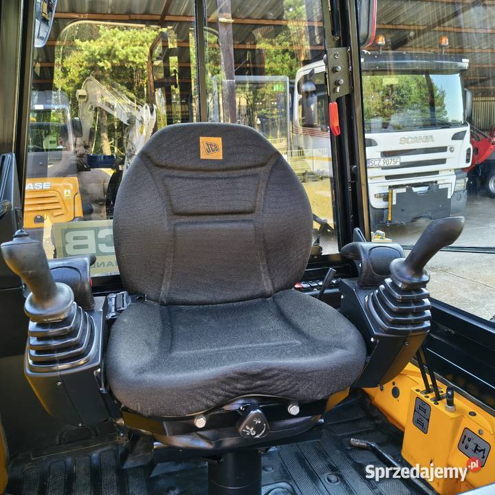Koparko ładowarka JCB 1CX krajowa stan idealny Rok produkcji 2015 Koparko ładowarki Konopiska sprzedam