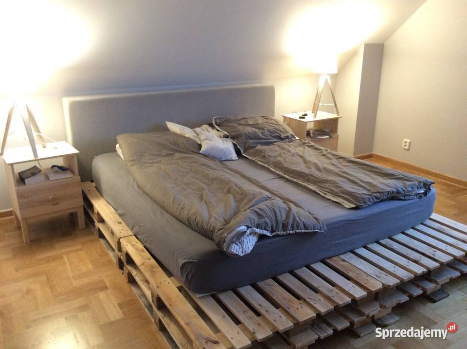 Łóżko z palet tapicerowany zagłówek i siedzisko Łóżka mazowieckie Dawidy Bankowe sprzedam
