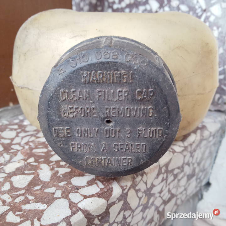 Fiat 126p ST 1976 Zbiorniczek płynu hamulcowego Dębica