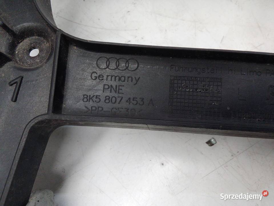 ŚLIZG ZDERZAKA LEWY TYŁ AUDI A4 B8 8K5807453A Części montażowe Przystajń