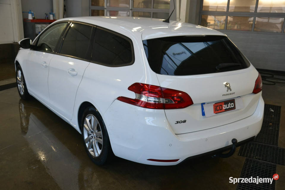 Peugeot 308 12 benzyna 110 6biegów tempomat 4/5 małopolskie Kęty