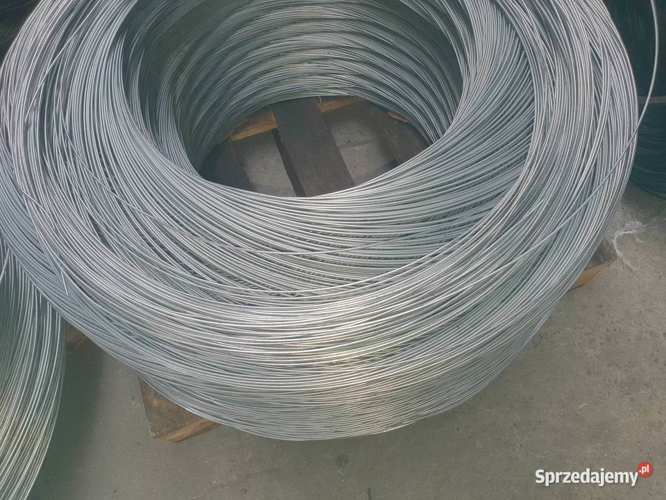 słupki betonowe Długość 180 mb Budownictwo i akcesoria Karmanowice sprzedam