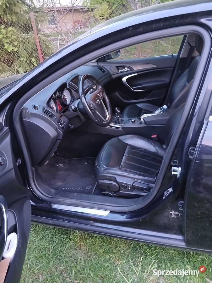 Opel insgnia Rok produkcji 2010 sprzedam