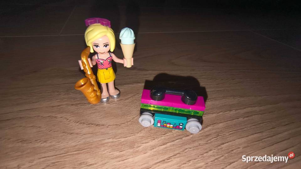 LEGO friends samochód i scena Andrei Łęczyca