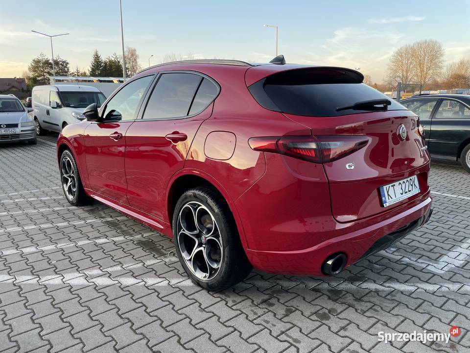 Alfa Romeo Stelvio bogate wyposażenie automatyczna Tarnów sprzedam