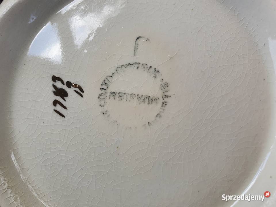 Porcelana filiżanki dzbanek i mlecznik Myszków