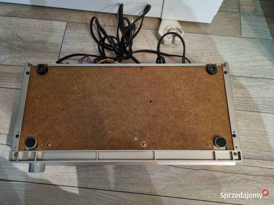 FISHER FM100 tuner radio