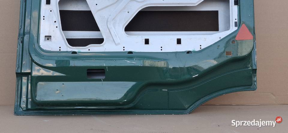 MERCEDES ACTROS MP1 DRZWI PRAWE ORYGINAŁ BEZ Karoseria Bieleń