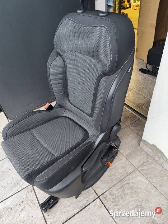 Fotel przedni lewy Megane IV LIFT Białystok sprzedam