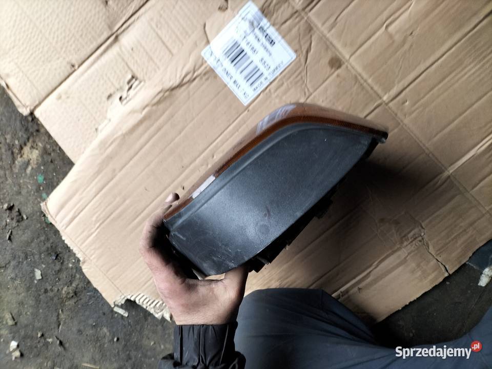 LAMPA TYŁ TYLNA LEWA CZARNA PALONA GOLF 3