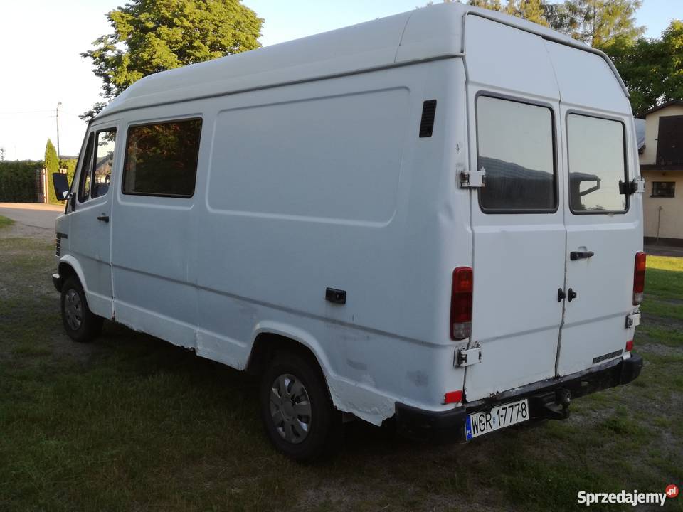MERCEDES BENZ 208 D KACZKA 23 D Zaborów