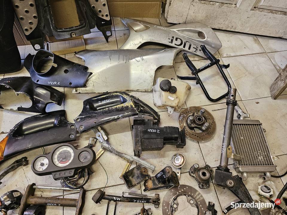 Peugeot Speedfight 2 części amor wydech wiązka Jelenia Góra sprzedam