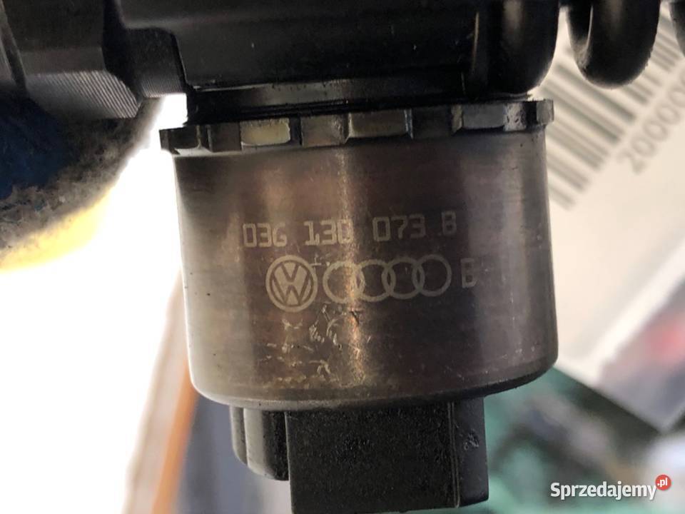 POMPOWTRYSKIWACZ VW GOLF V 03G130073B 20 140