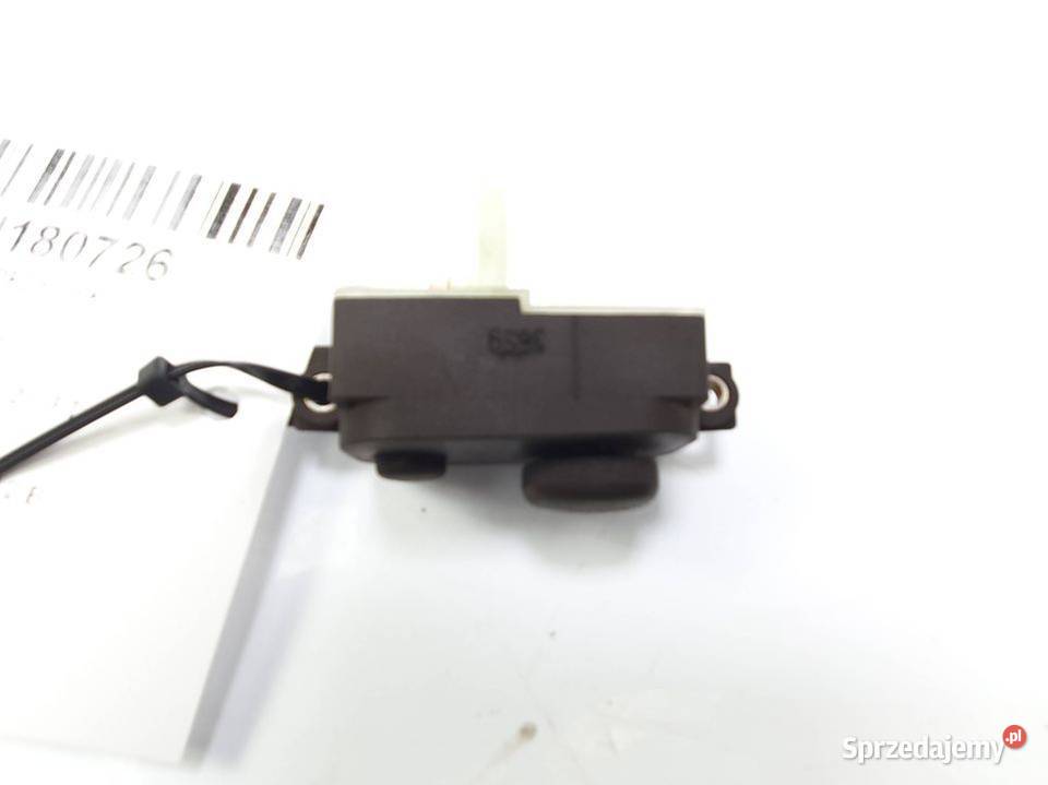 PRZYCISK AUDI S8 D2 LIFT 4D0907703B Lipno