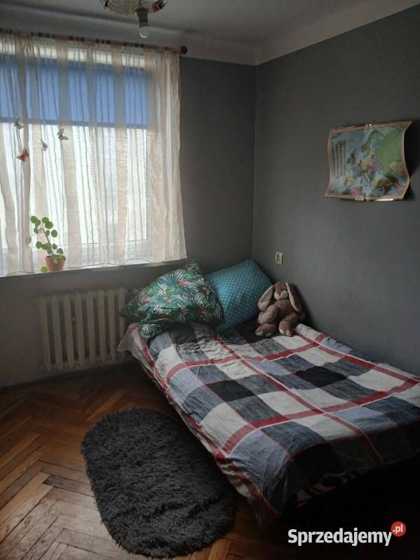 Odświeżone M3 Doły Przemysłowa 18B parku sieć łódzkie Łódź