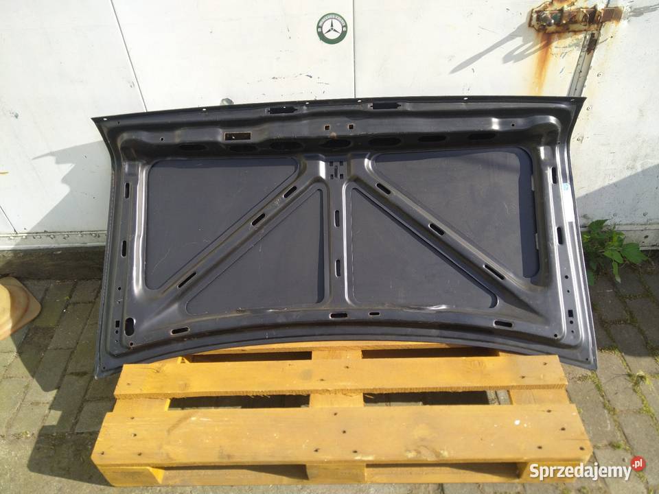 Mercedes 123 sedan coupe nowa klapa tylna Karoseria Przeźmierowo sprzedam