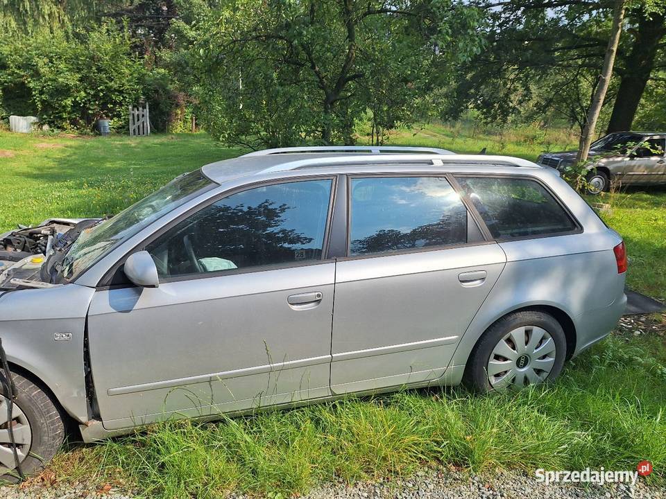 Sprzedam Audi a4b7 l Mazde 6 20 tdi na części Kraków sprzedam