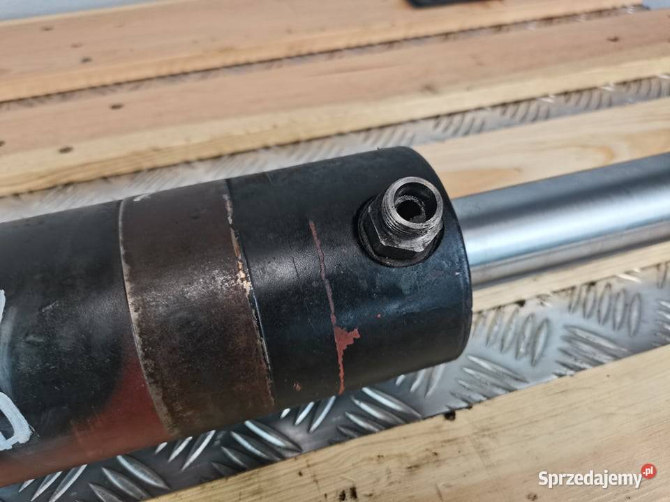 Manitou MLT 737 Cylinder hydrauliczny skrętu Pozostałe wielkopolskie Wilkowo sprzedam