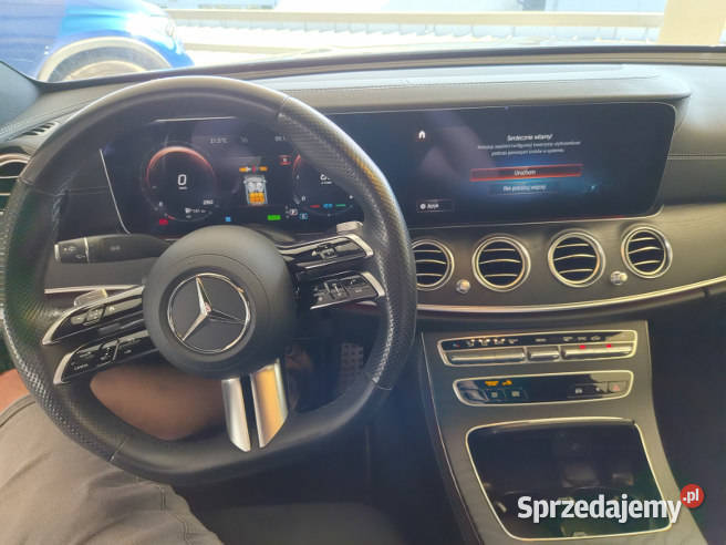 MERCEDESBENZ E 220 D 2023 199300 ccm 200 Klasa E Mercedes-Benz mazowieckie Warszawa