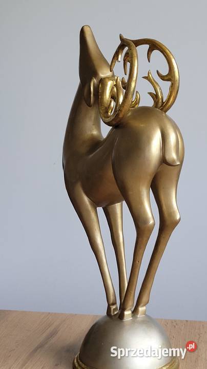 Elegancka figura jelenia w stylu MidCentury Kraków