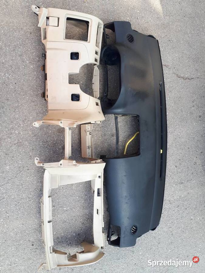 Kokpit deska rozdzielcza Avensis T25 beżowe osobowe