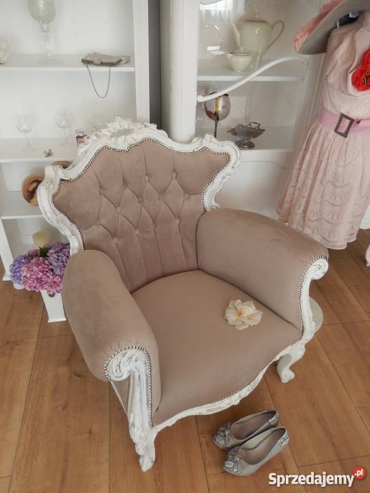 fotel uszak pikowany KAPITALNYM shabby chic biel Lubin