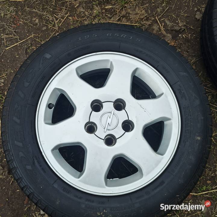 Felgi aluminiowe 15 warmińsko-mazurskie Urowo sprzedam