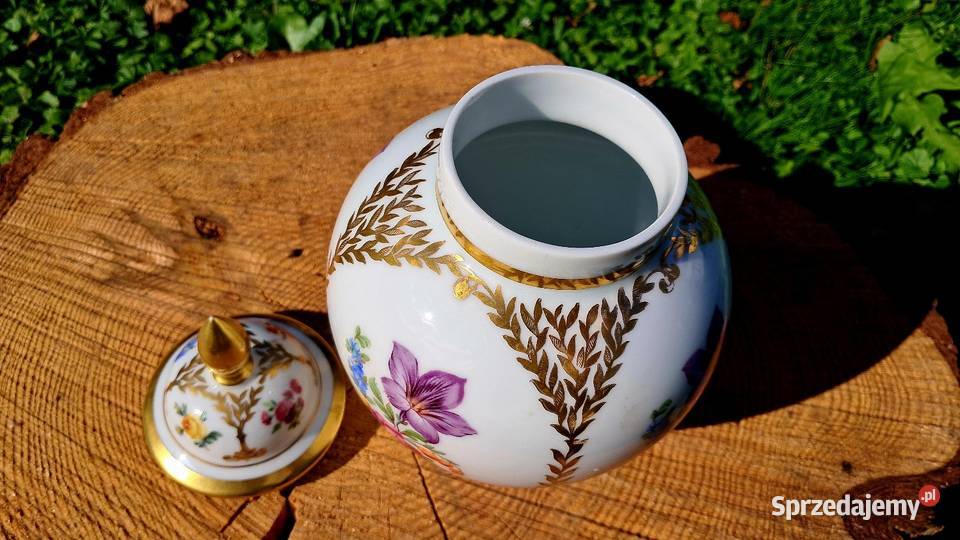 Przedwojenna Porcelanowa Amfora Wazon z Pokrywą kujawsko-pomorskie Świecie