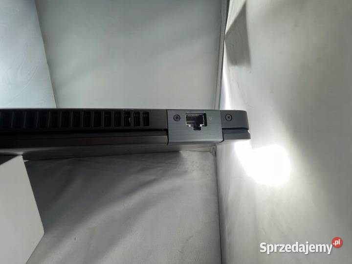 Laptop Dell Precision 3530 i78750H 16 GB 512 GB Warszawa