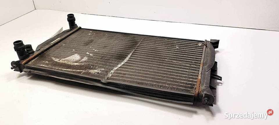 CHŁODNICA WODY VOLKSWAGEN PASSAT B5 8D0121251AC osobowe Lipno