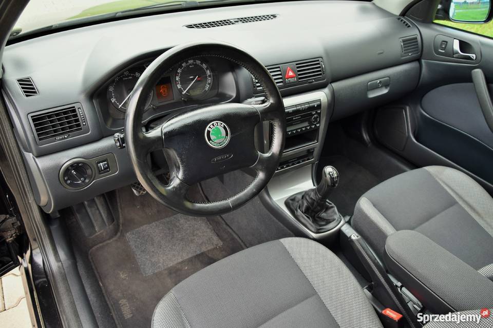 PIĘKNA SKODA OCTAVIA 16 102 FULL Z NIEMIEC elektrochrom. lusterko wst. Bilcza
