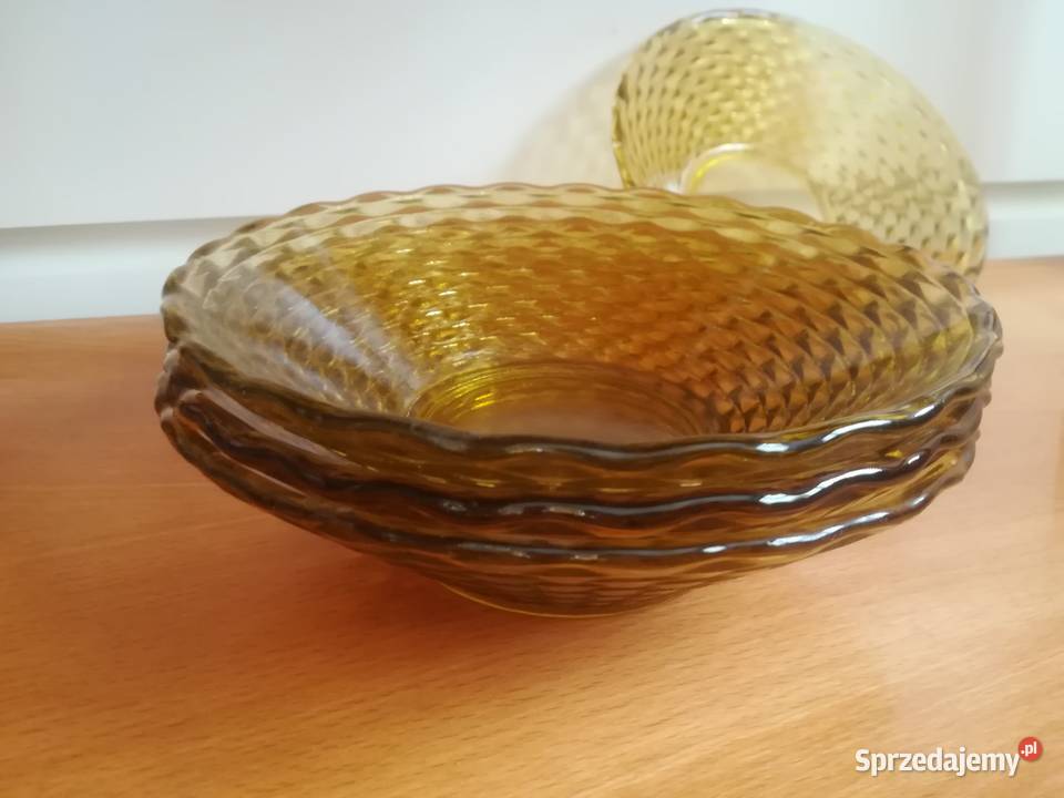 4 sztuki misa salaterka z miodowego szkła huta Kąty Wrocławskie