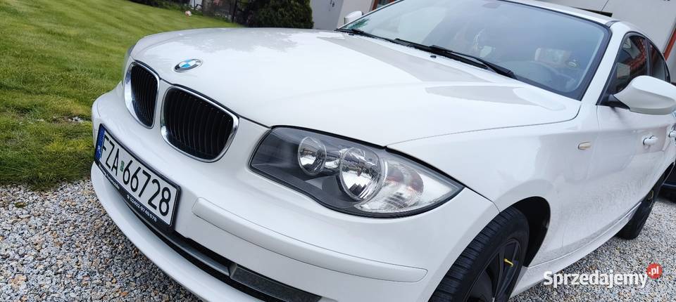 BMW seria 1 polift 2010r