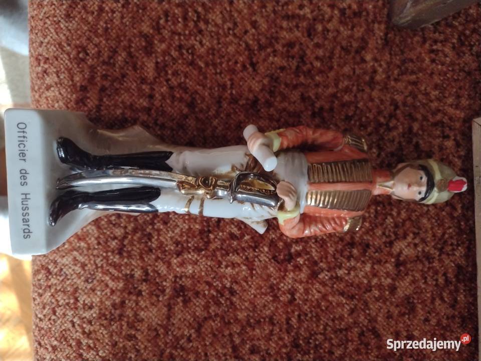 Figurki żołnierzy napoleońskich z porcelany Toruń