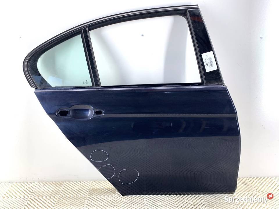 DRZWI PRAWY TYŁ BMW F30 SedanLimuzyna 1118