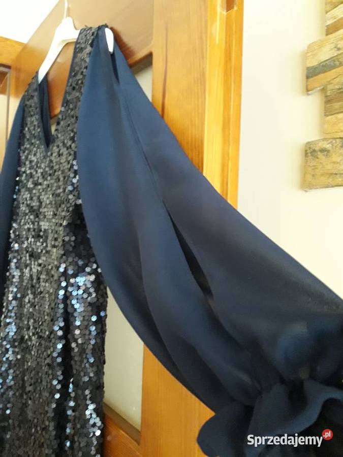 Granatowa sukienka z cekinami podkarpackie Kolbuszowa