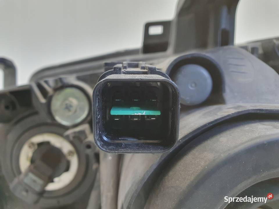 LAMPA PRAWA Mitsubishi Outlander I 0306r Rudka