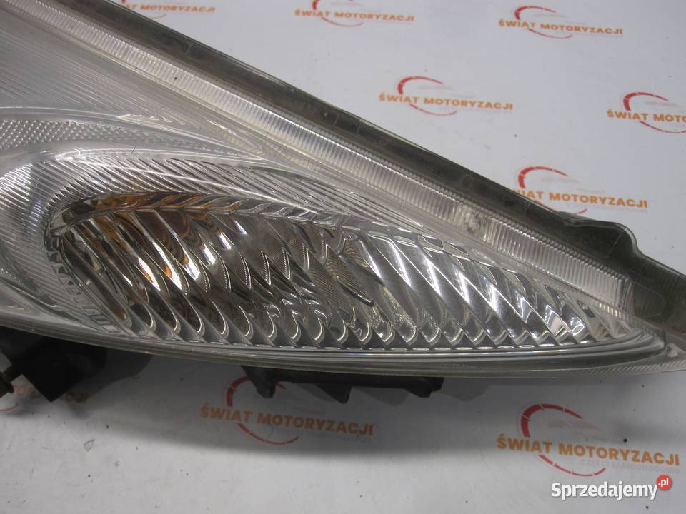 NISSAN JUKE I F15 14r lampa prawa przód ANGLIK osobowe Kielce