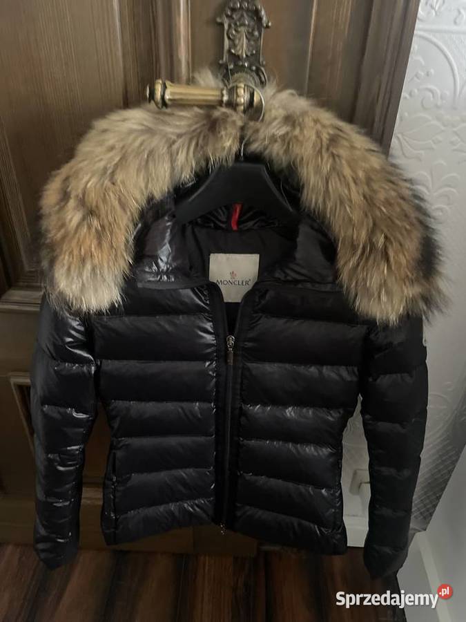 Kurtka Moncler z futerkiem Zimowa  opolskie Grodków