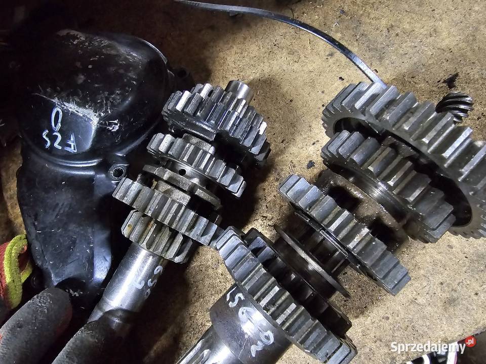 Suzuki LS 650 savage skrzynia biegów wałek wałki dolnośląskie Jelenia Góra