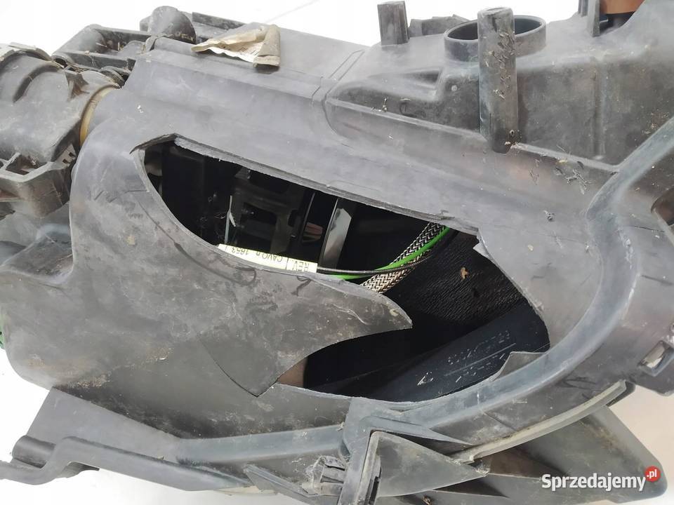 LAMPA PRZÓD LEWA EU KL USZKODZONA Jeep Cherokee Części samochodowe