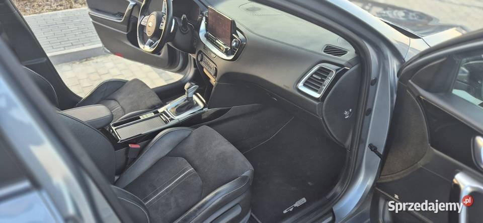 Kia Ceed 15 TGDI DCT7 OPF GT Line serwis aso benzyna Wrocław sprzedam