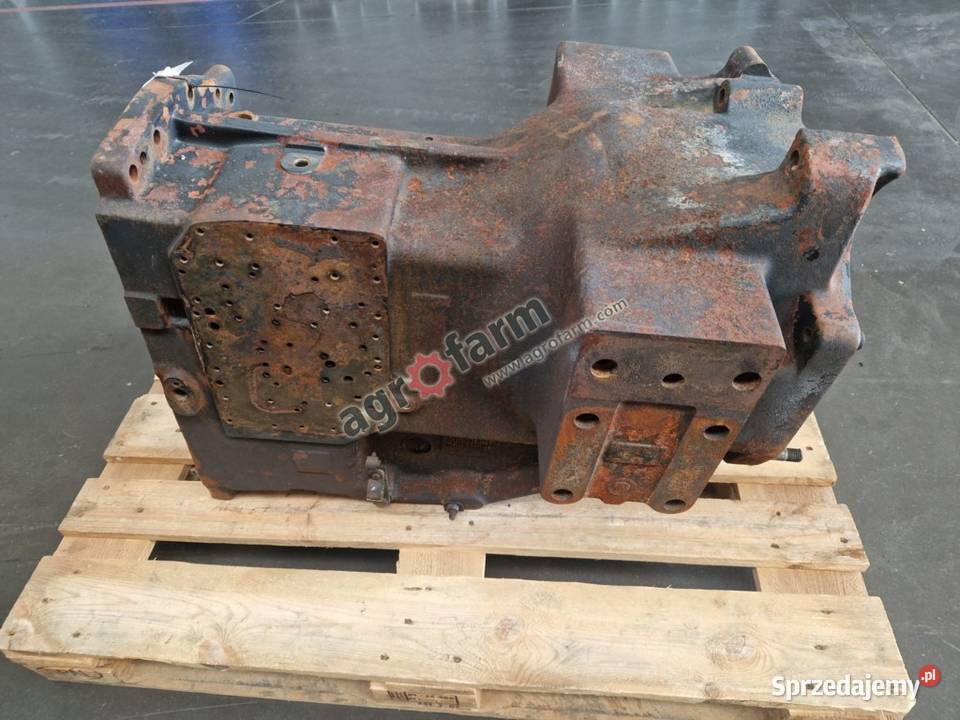 Obudowa skrzyni biegów DeutzFahr Agrotron M600 Byków