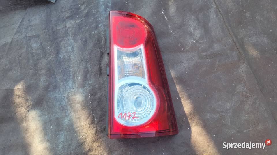DACIA LOGAN I MCV KOMBI LAMPA TYLNA TYŁ PRAWA osobowe sprzedam