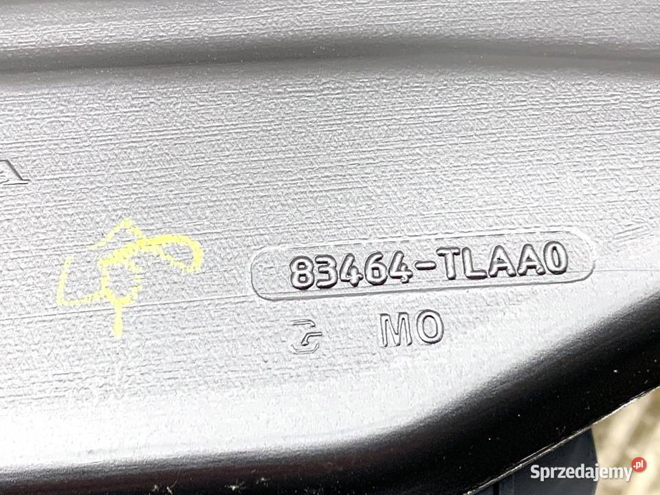 PODŁOKIETNIK HONDA CRV V SUV 83464TLAA0