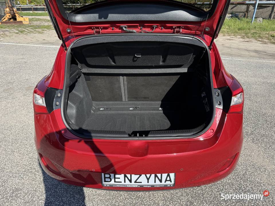 Hyundai i30 16 BENZYNA Klimatronik Nawigacja 1600cm3 Konin